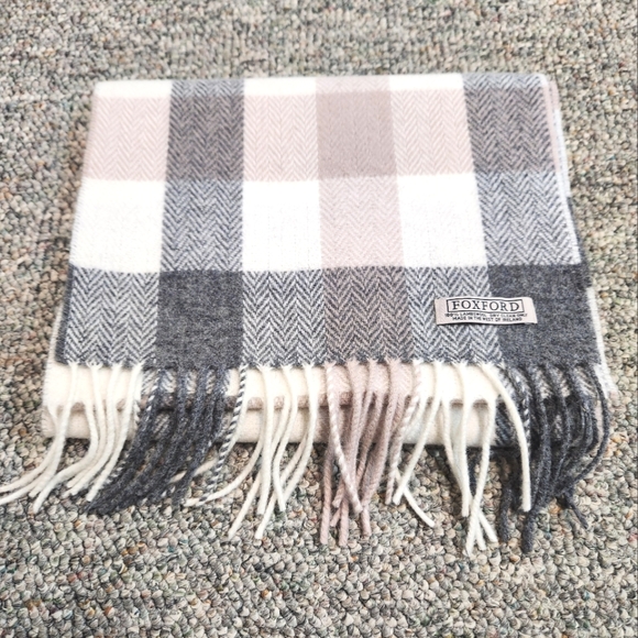 FOXFORD Lambswool Fringed Scarf- Neutral Block - Picture 3 of 4